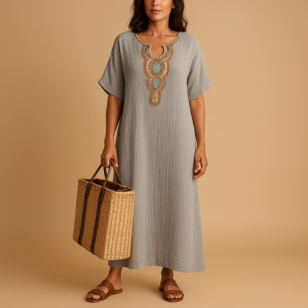 Flowy kaftan dress for women in lightweight fabric with a loose fit, ideal for summer days, beaches, and versatile styling.