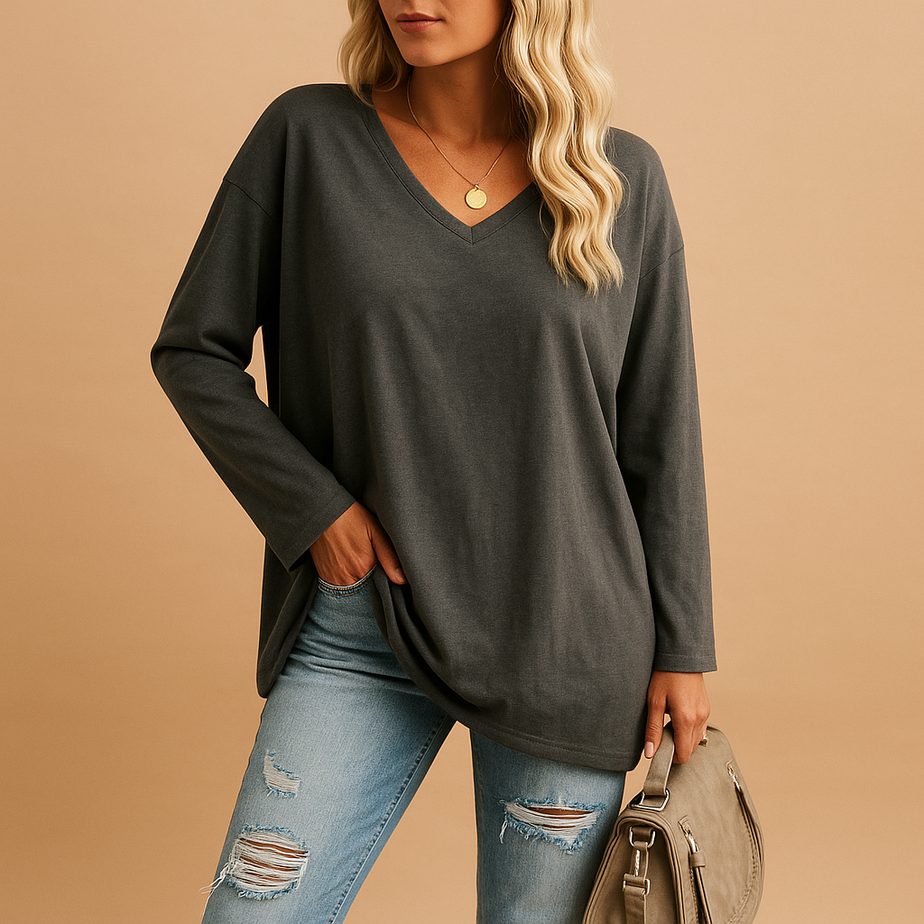 Women’s summer round neck top with short sleeves in light, breathable fabric — perfect for casual days, beachwear, or elegant summer looks.