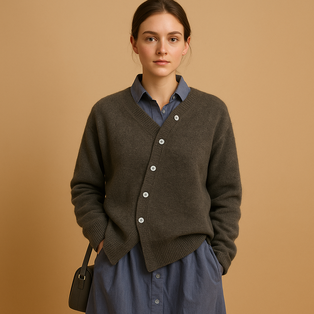 Women's warm wool-look knit sweater with a relaxed fit and soft, non-itchy texture, perfect for casual days, cozy nights, and stylish occasions.
