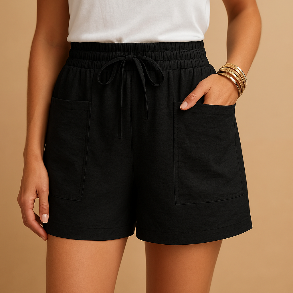 Women’s casual summer shorts with a relaxed fit in breathable fabric, perfect for beach days, walks, or everyday summer wear.