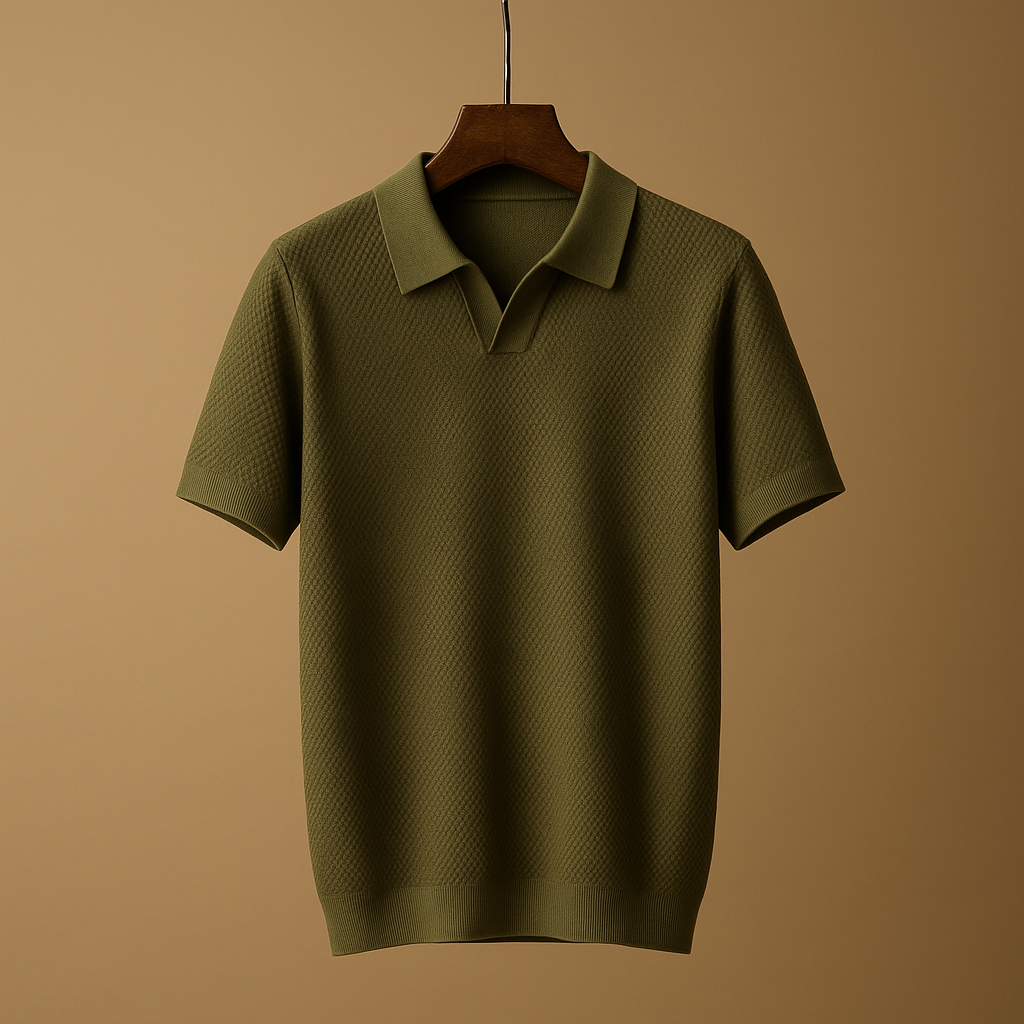 Men’s slim fit polo shirt Mason with classic collar and button closure, perfect for work, leisure, and semi-formal occasions.