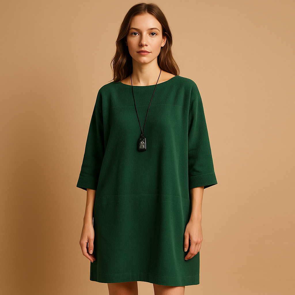 Corduroy summer dress for women named Elodie, featuring short sleeves, knee-length design, and a soft breathable texture ideal for warm casual days.