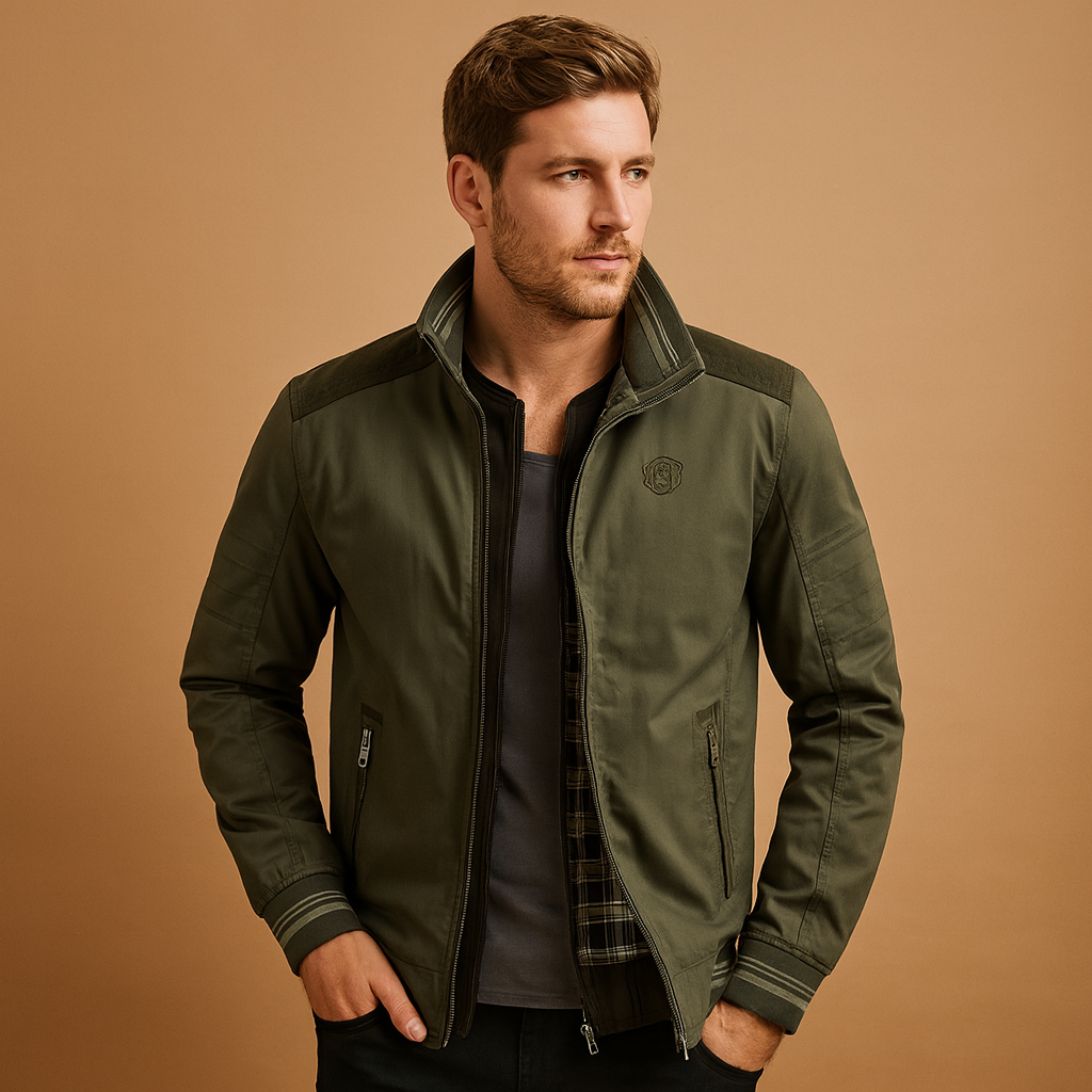 Men’s lightweight summer jacket with breathable fabric and modern design. Perfect for casual outings and stylish occasions in spring and summer.