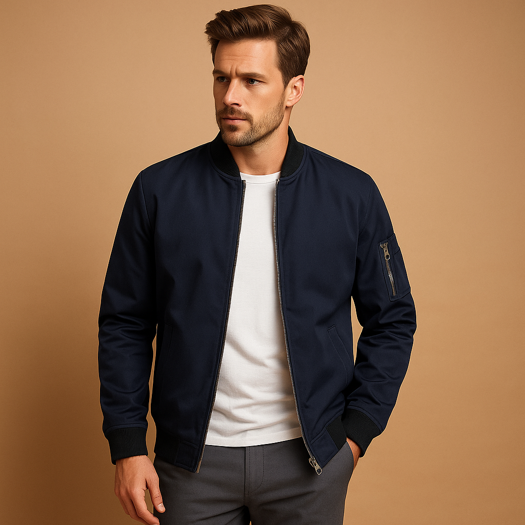 Men’s lightweight summer jacket with water-repellent finish and timeless silhouette, ideal for casual or formal outfits in transitional seasons.