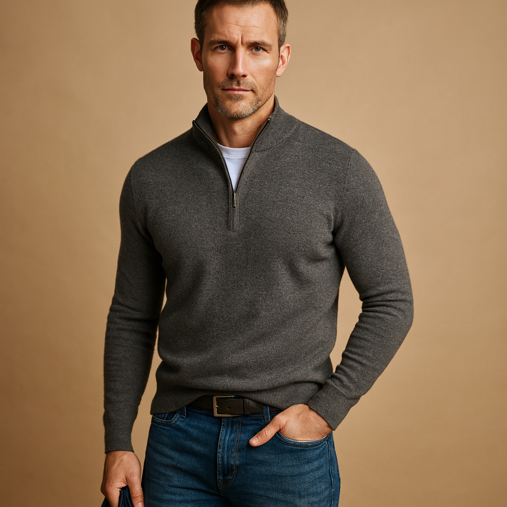 Men’s zipped cardigan with timeless design and soft fabric, perfect for autumn and winter daily wear, office looks, or casual weekends.