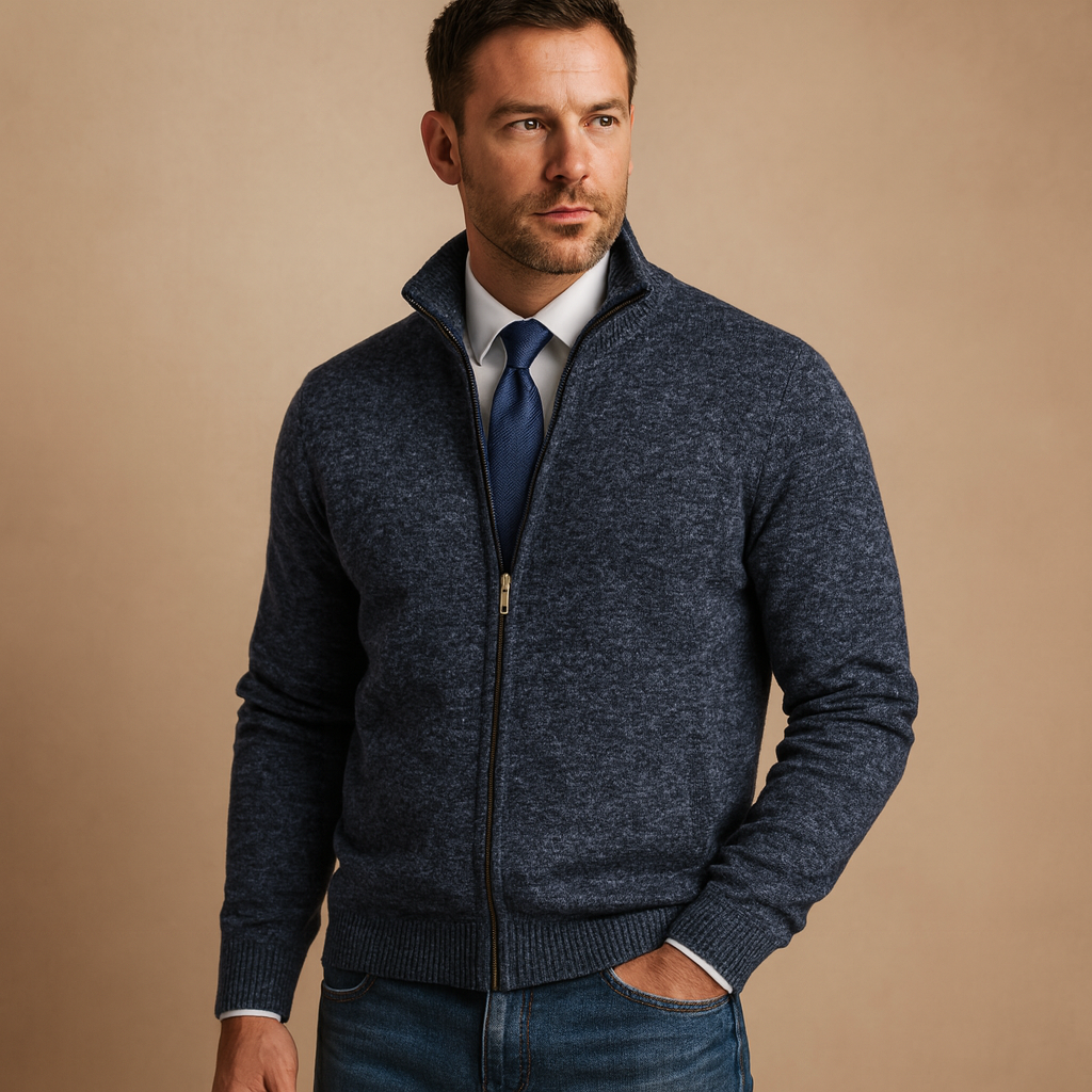 Men’s zipped cardigan with modern look, warm fabric, and practical zipper, perfect for casual, sporty, or daily autumn and winter outfits.